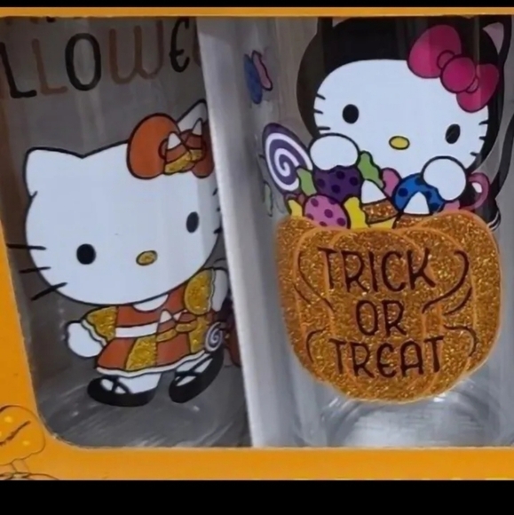4pc Sanrio HELLO KITTY Sparkly HALLOWEEN Drink Glass Set New - Picture 3 of 5